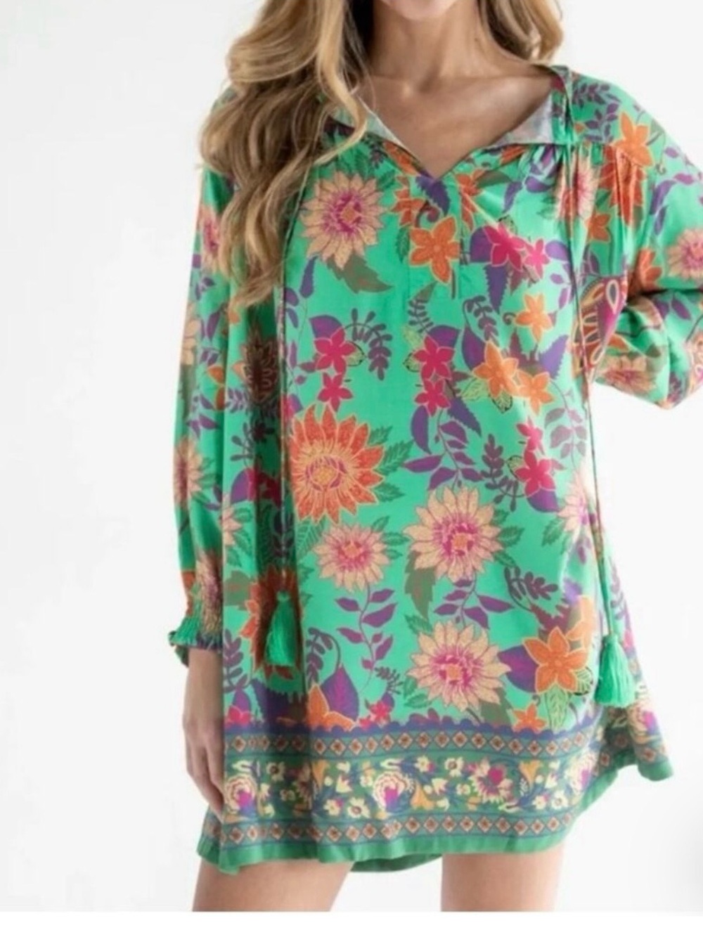 Natural Life Bright Floral Green Long-Sleeve Women's Tunic Top Tassel Tie